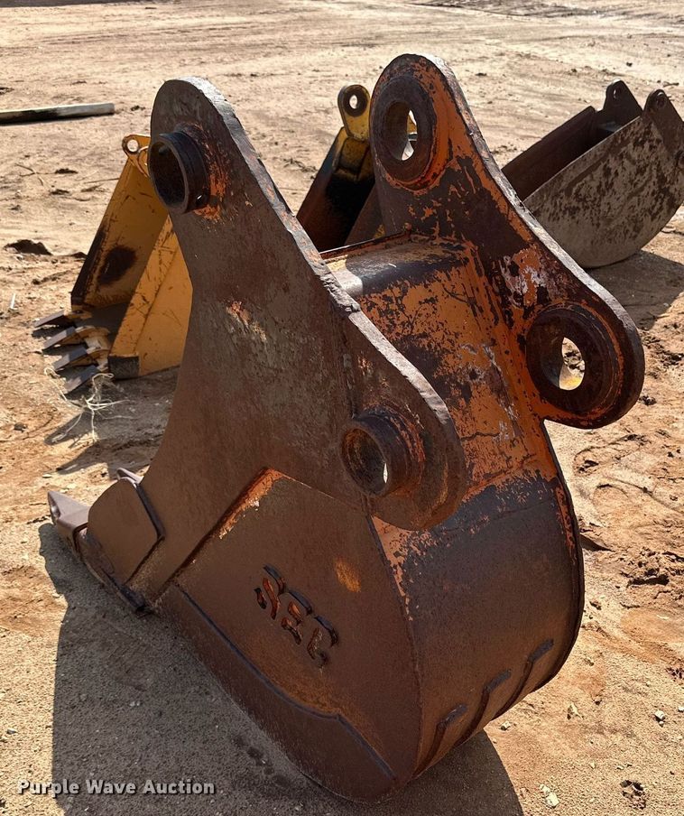 image for item IB9255 SEC  16" W bucket