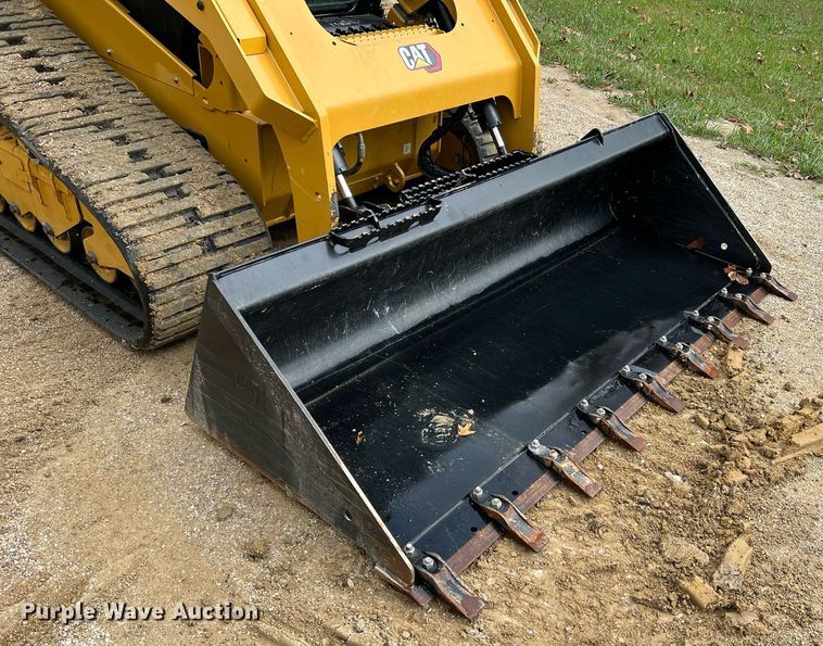 image for item II9203 2023 Caterpillar 289D3  tracked skid steer loader