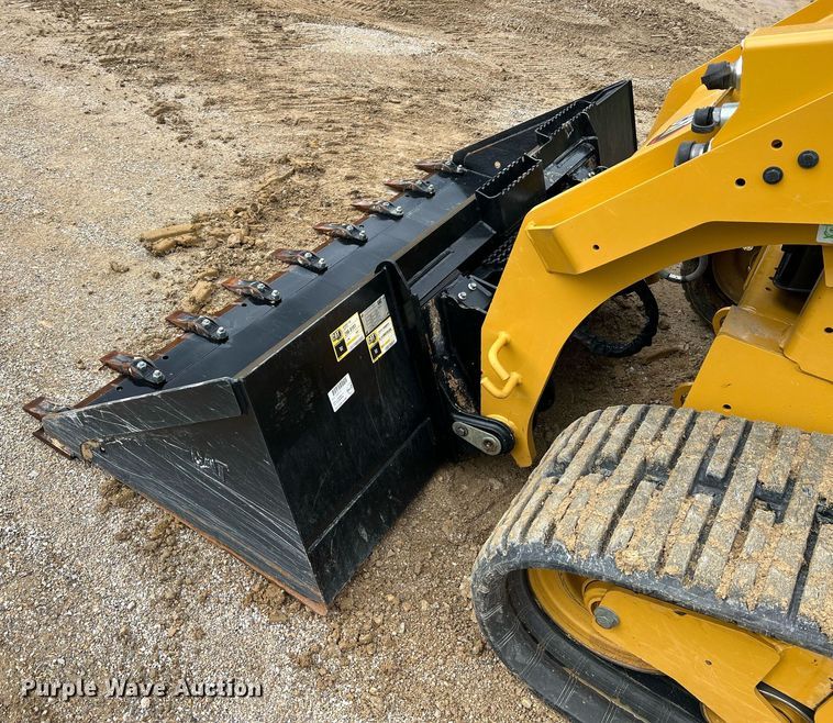 image for item II9203 2023 Caterpillar 289D3  tracked skid steer loader