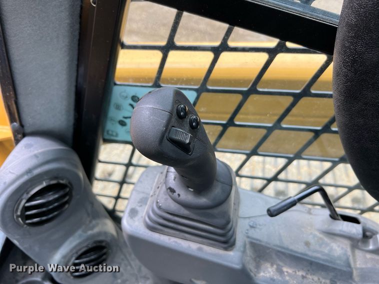 image for item II9203 2023 Caterpillar 289D3  tracked skid steer loader