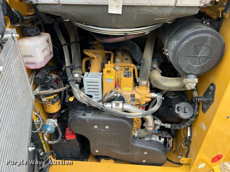 image for item II9203 2023 Caterpillar 289D3  tracked skid steer loader