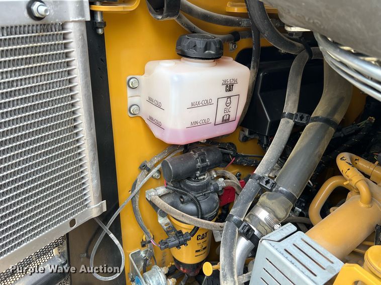 image for item II9203 2023 Caterpillar 289D3  tracked skid steer loader