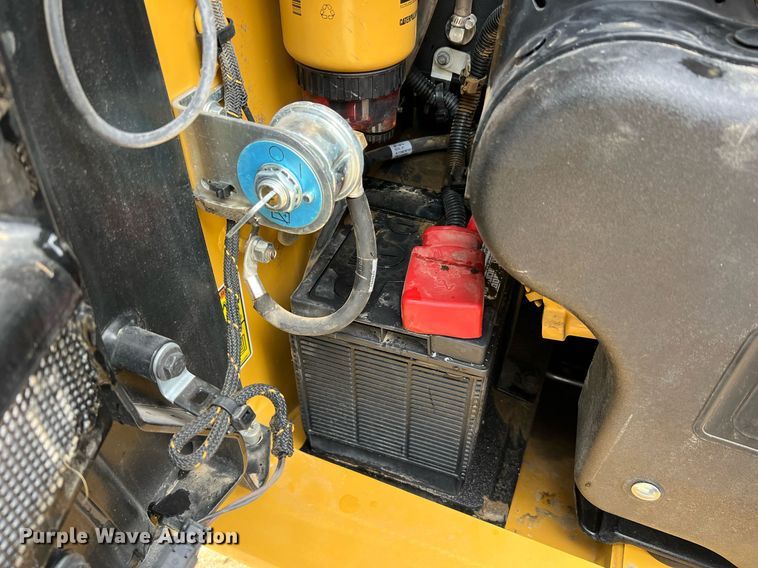 image for item II9203 2023 Caterpillar 289D3  tracked skid steer loader