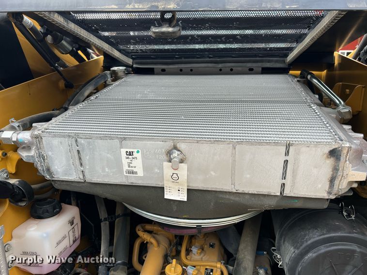 image for item II9203 2023 Caterpillar 289D3  tracked skid steer loader