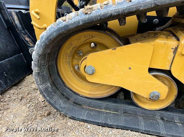 image for item II9203 2023 Caterpillar 289D3  tracked skid steer loader