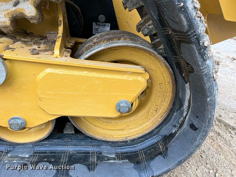 image for item II9203 2023 Caterpillar 289D3  tracked skid steer loader