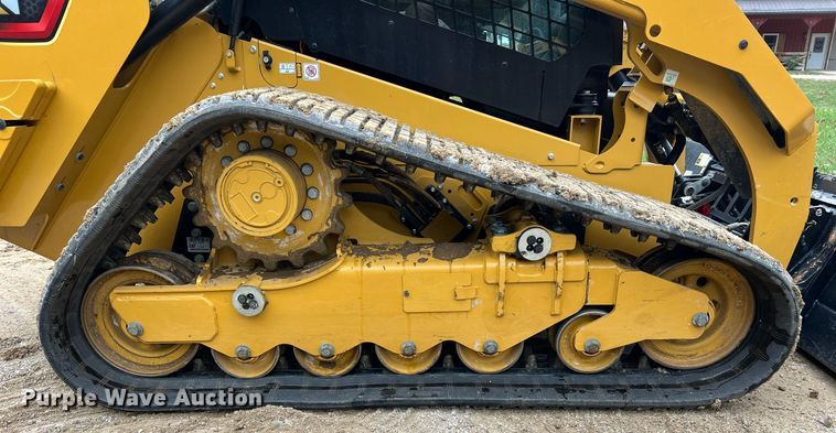 image for item II9203 2023 Caterpillar 289D3  tracked skid steer loader