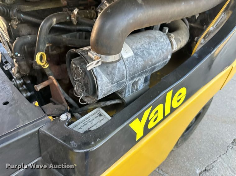 image for item IU9061 Yale GLP030VXNEAE090  forklift