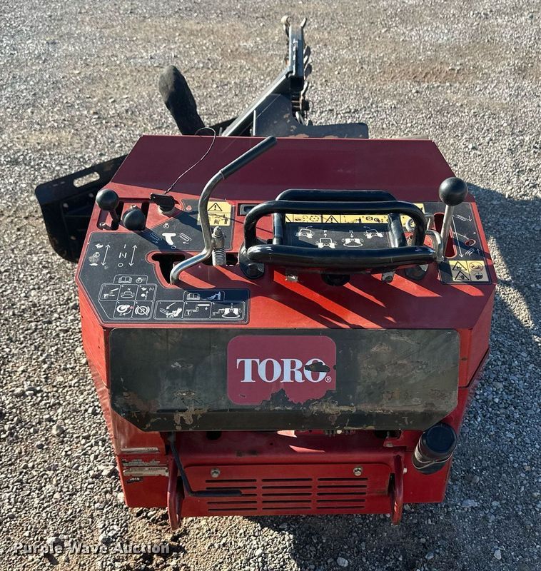 image for item IU9066 Toro TRX16  trencher
