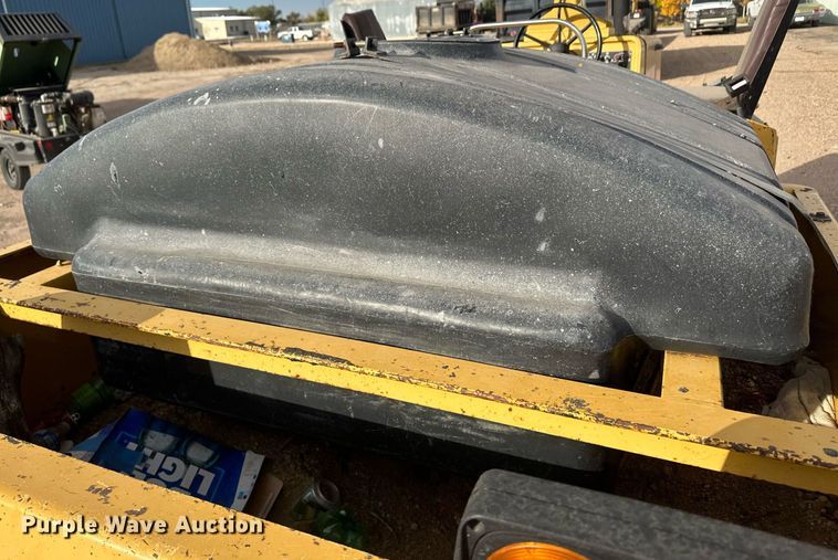 image for item IU9067 2001 Hypac C530AH  pneumatic roller