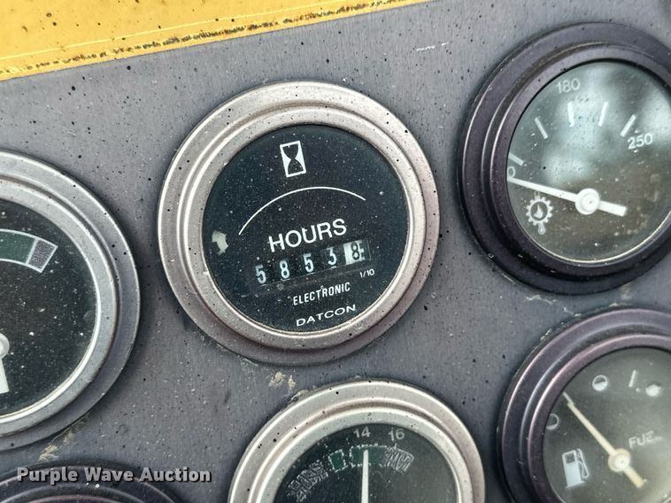 image for item IU9067 2001 Hypac C530AH  pneumatic roller