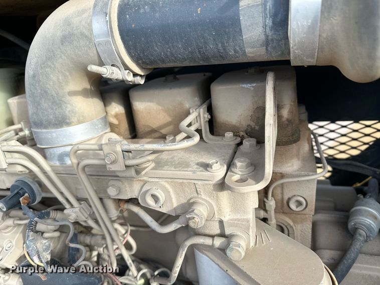 image for item IU9067 2001 Hypac C530AH  pneumatic roller