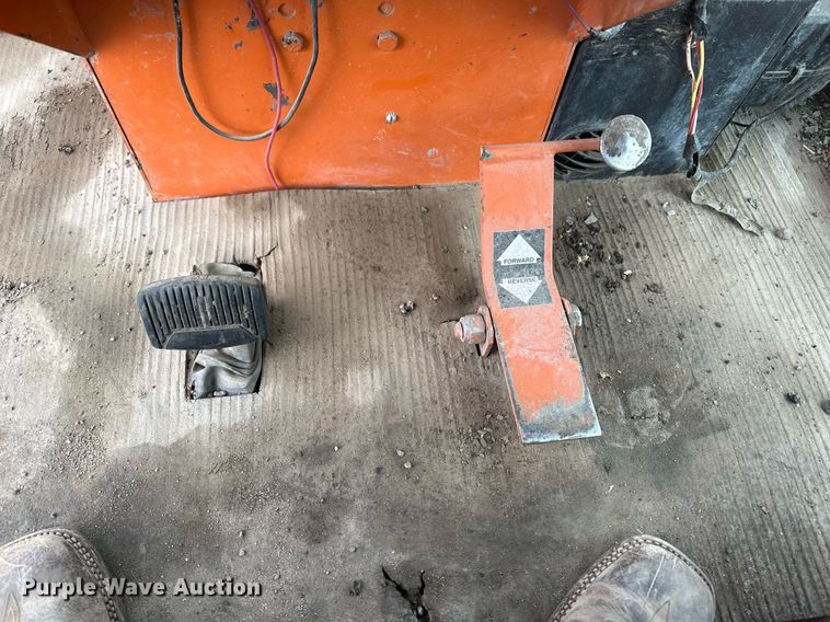 image for item IU9068 Broce RJ350  broom