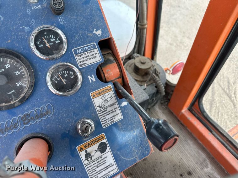 image for item IU9068 Broce RJ350  broom