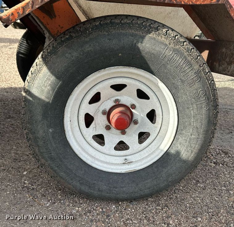 image for item IU9068 Broce RJ350  broom