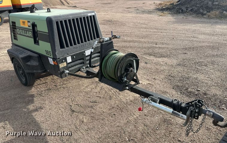 image for item IU9069 Sullair 185D  air compressor