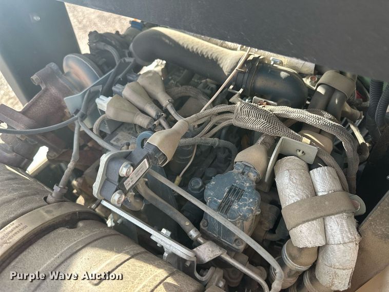 image for item IU9069 Sullair 185D  air compressor