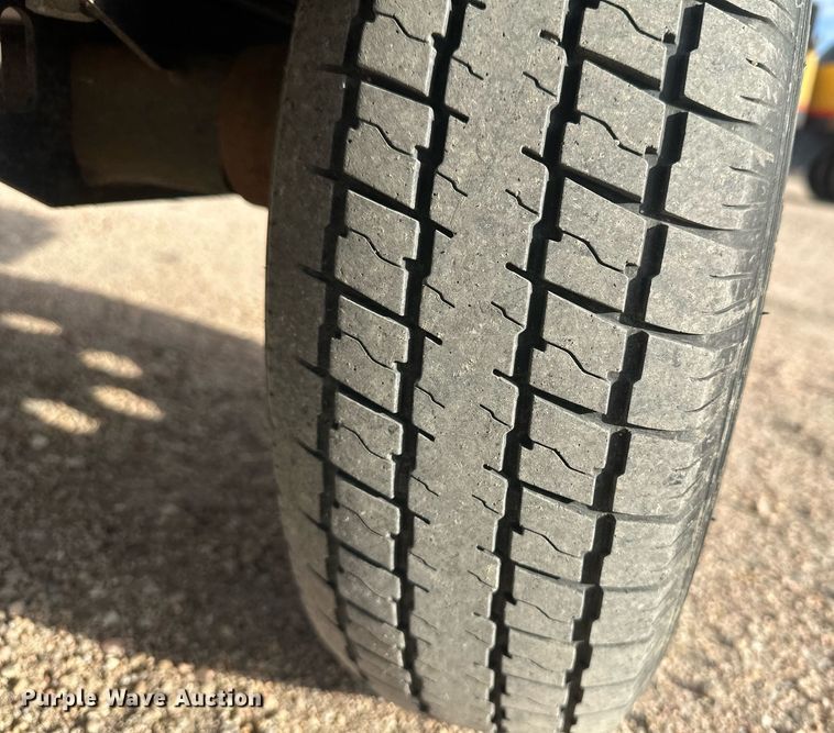 image for item IU9069 Sullair 185D  air compressor