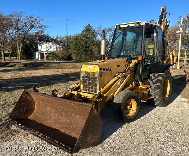 image for item IU9092 1993 Ford New Holland 555D  backhoe