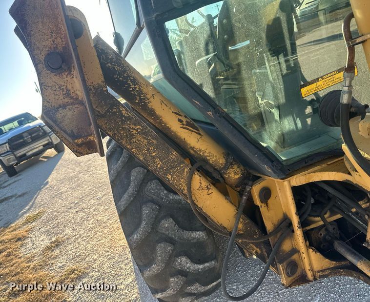 image for item IU9092 1993 Ford New Holland 555D  backhoe