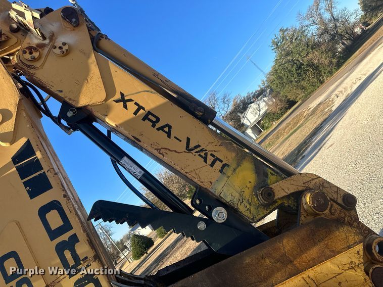 image for item IU9092 1993 Ford New Holland 555D  backhoe