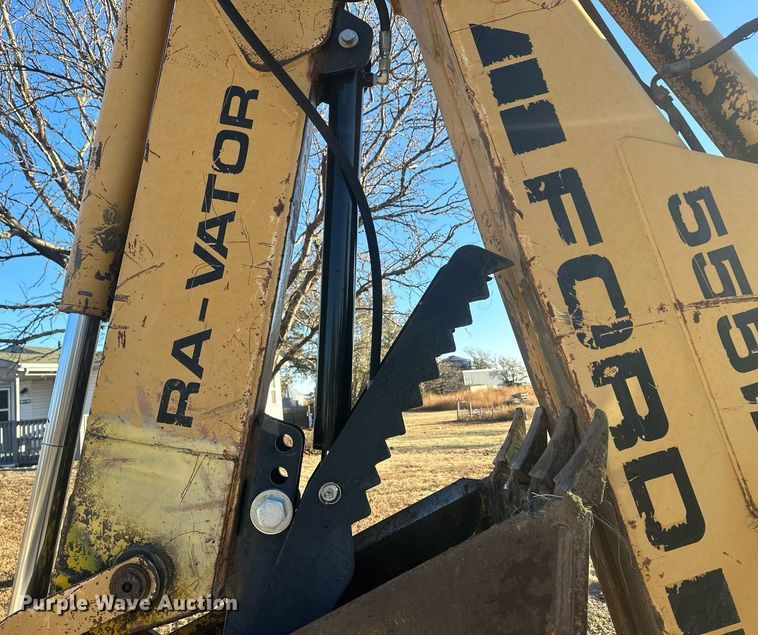 image for item IU9092 1993 Ford New Holland 555D  backhoe