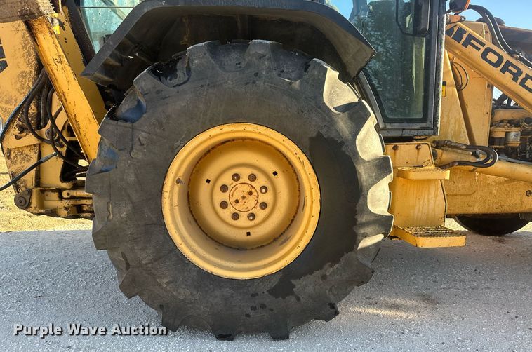 image for item IU9092 1993 Ford New Holland 555D  backhoe