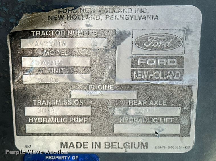 image for item IU9092 1993 Ford New Holland 555D  backhoe