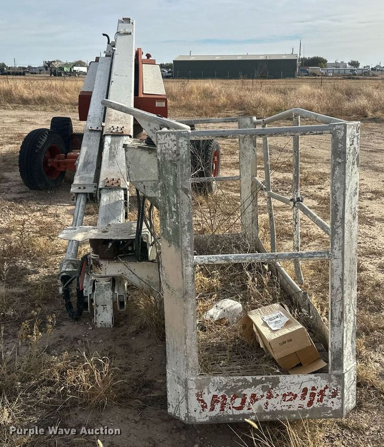 image for item IU9096 Snorkelift TB42  boom lift