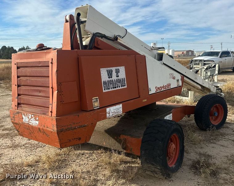 image for item IU9096 Snorkelift TB42  boom lift