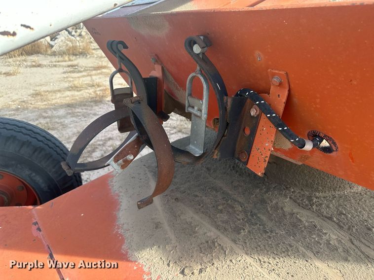 image for item IU9096 Snorkelift TB42  boom lift