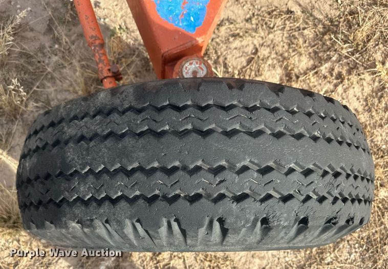 image for item IU9096 Snorkelift TB42  boom lift