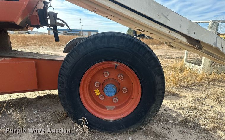 image for item IU9096 Snorkelift TB42  boom lift