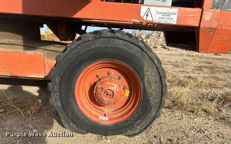 image for item IU9096 Snorkelift TB42  boom lift