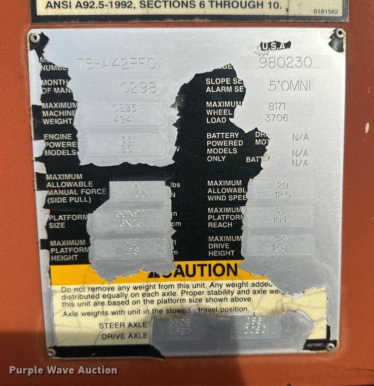 image for item IU9096 Snorkelift TB42  boom lift