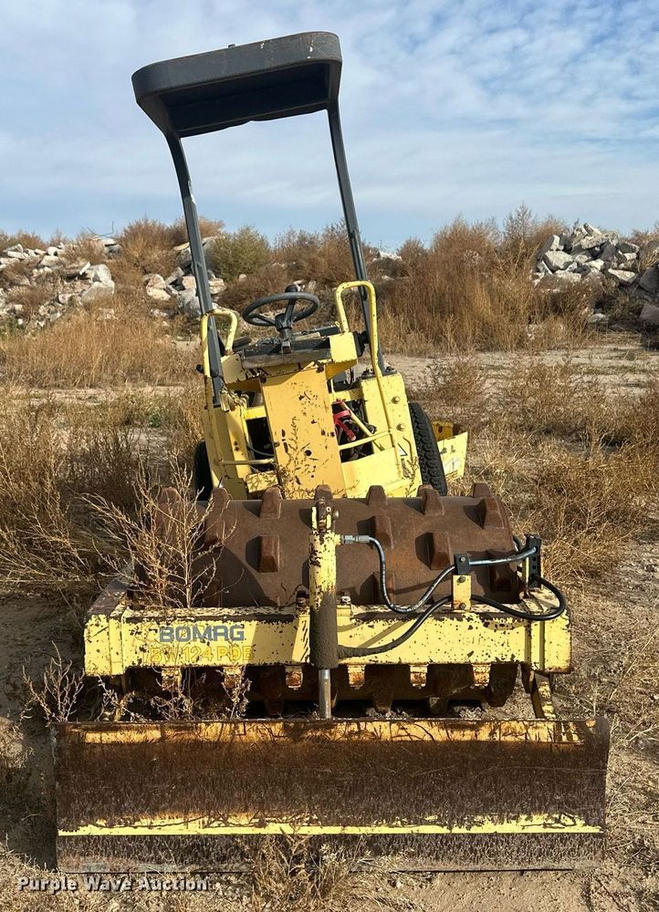 image for item IU9098 Bomag BW124PDB  single drum vibratory roller