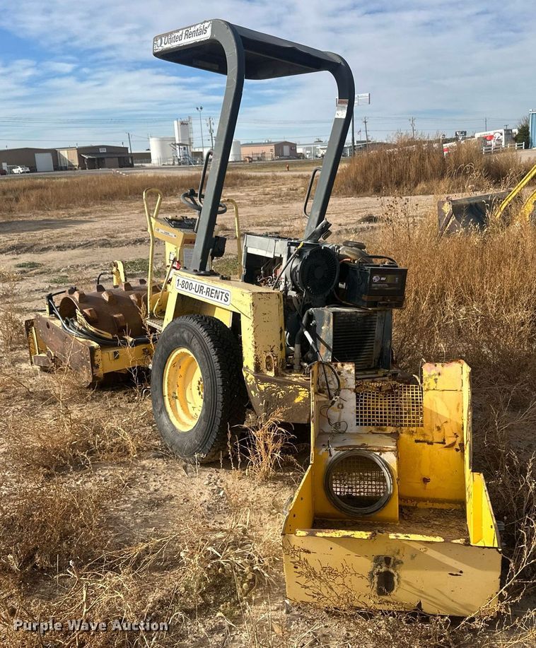 image for item IU9098 Bomag BW124PDB  single drum vibratory roller