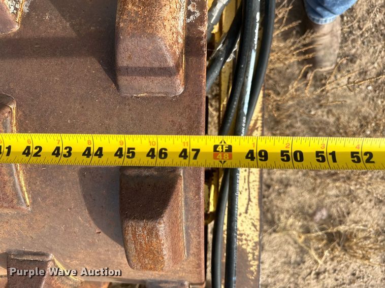 image for item IU9098 Bomag BW124PDB  single drum vibratory roller