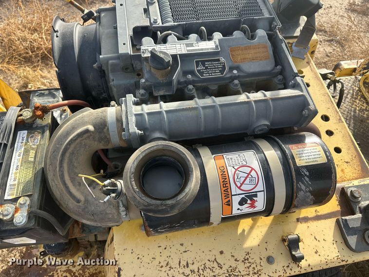 image for item IU9098 Bomag BW124PDB  single drum vibratory roller