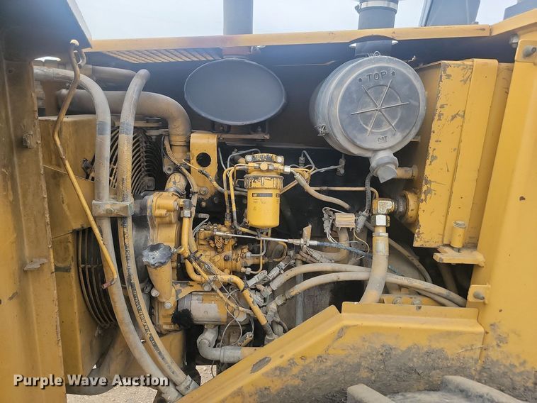 image for item JG9617 1998 Caterpillar CP-433C  single drum vibratory roller