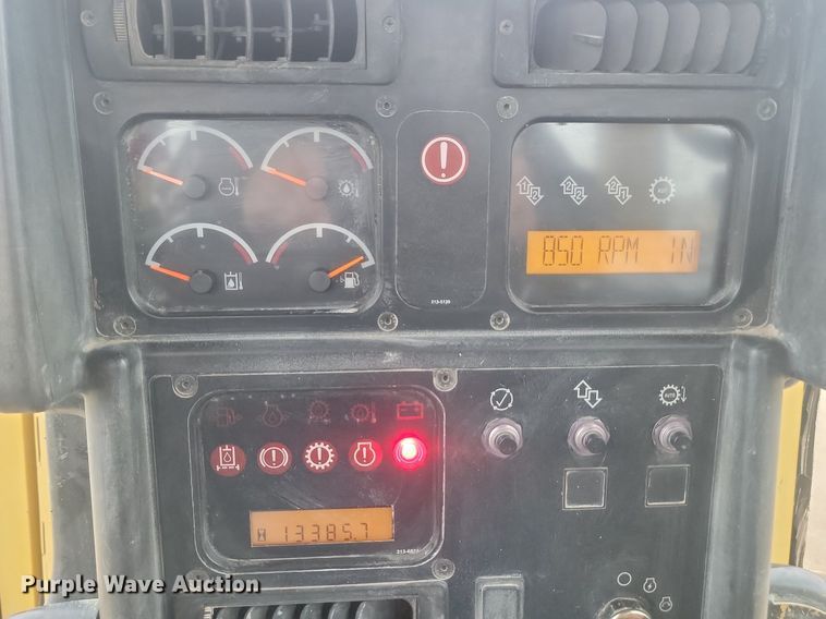 image for item JG9618 Caterpillar D6N XL  dozer