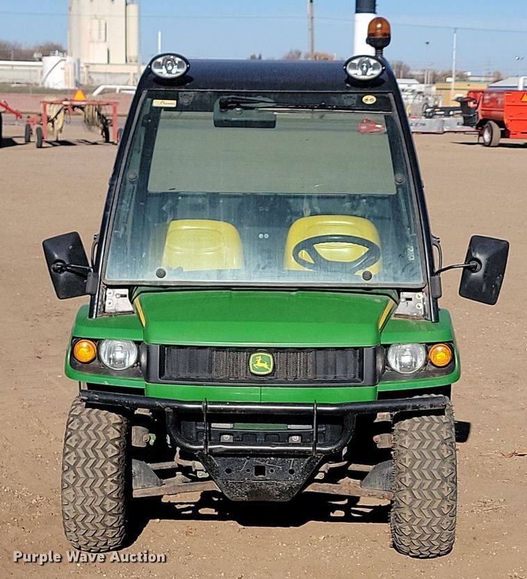 image for item JG9619 John Deere Gator XUV 850D  utility vehicle