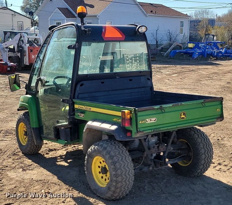 image for item JG9619 John Deere Gator XUV 850D  utility vehicle