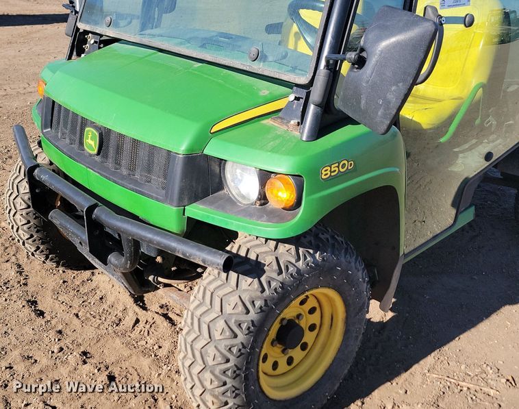 image for item JG9619 John Deere Gator XUV 850D  utility vehicle