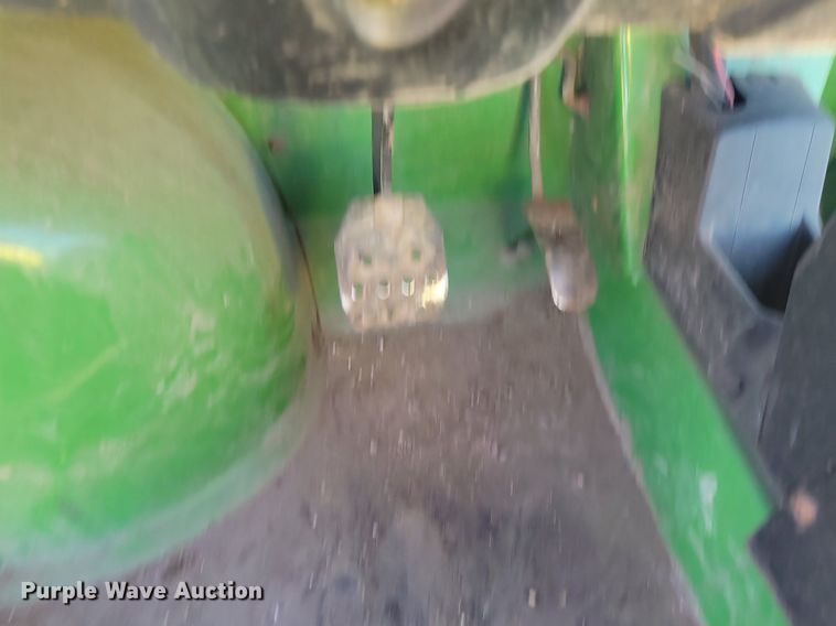 image for item JG9619 John Deere Gator XUV 850D  utility vehicle