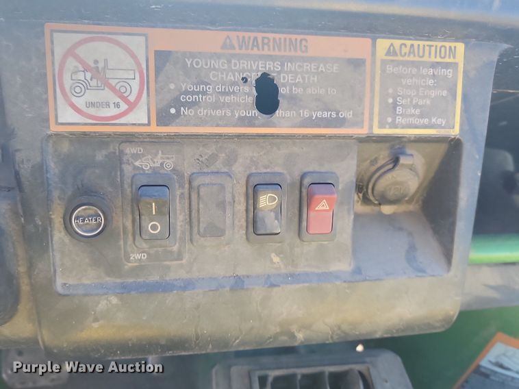 image for item JG9619 John Deere Gator XUV 850D  utility vehicle