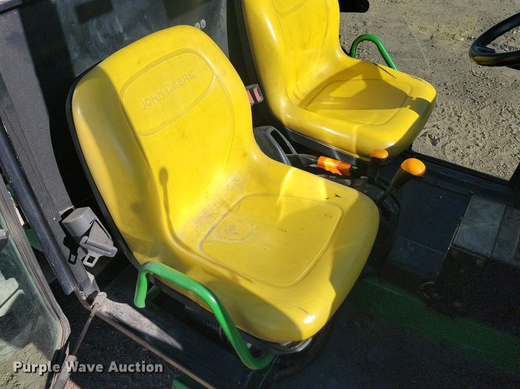 image for item JG9619 John Deere Gator XUV 850D  utility vehicle