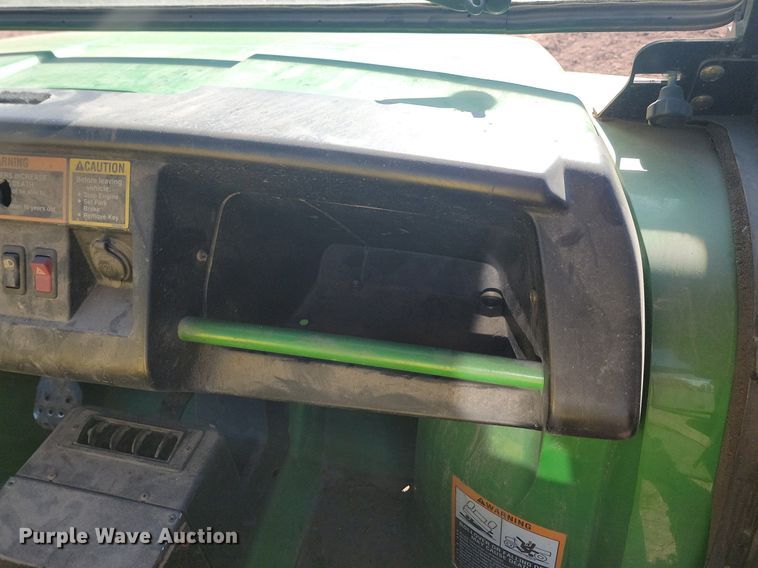 image for item JG9619 John Deere Gator XUV 850D  utility vehicle