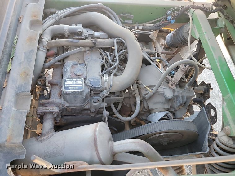 image for item JG9619 John Deere Gator XUV 850D  utility vehicle