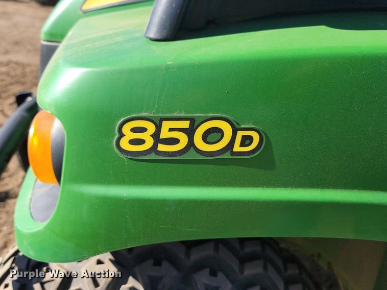 image for item JG9619 John Deere Gator XUV 850D  utility vehicle